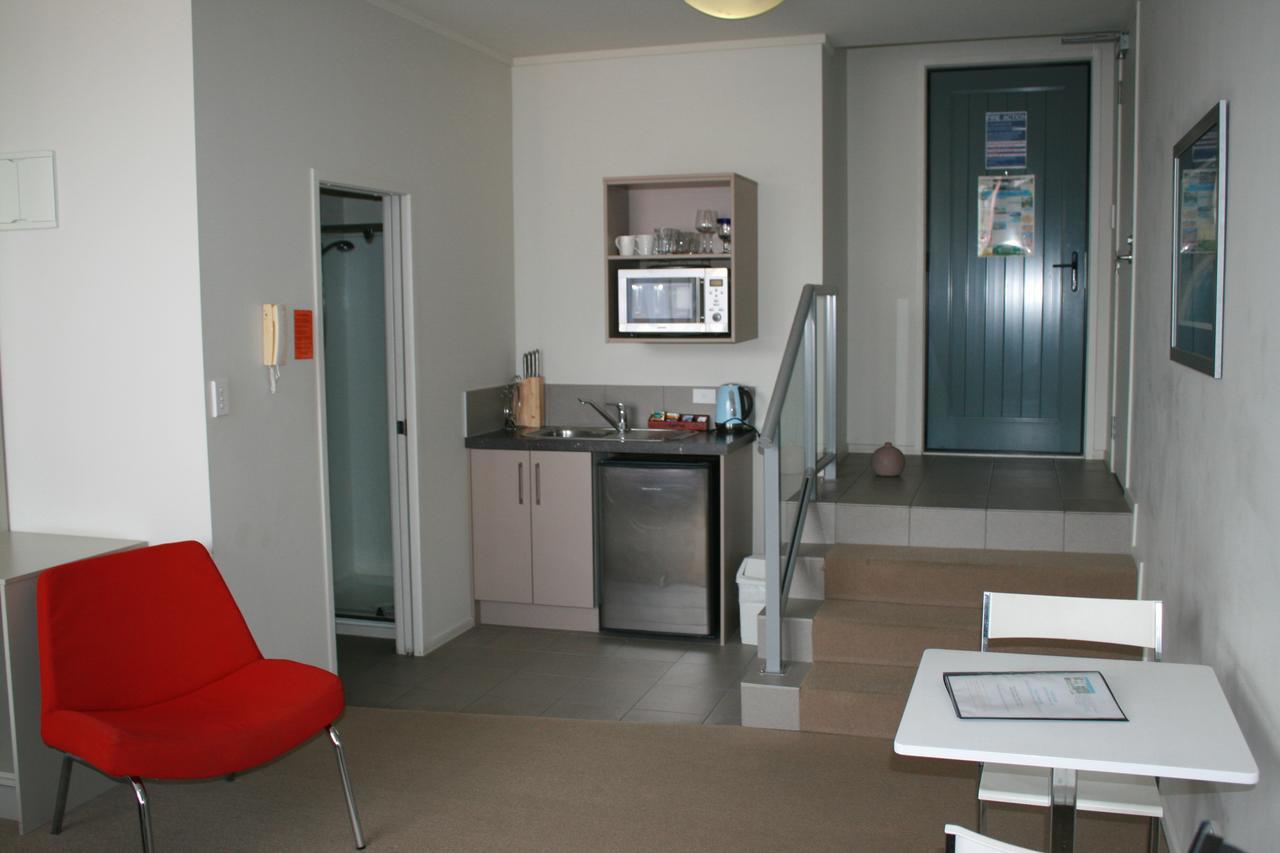 Atlas Suites And Apartments Mount Maunganui Exterior foto