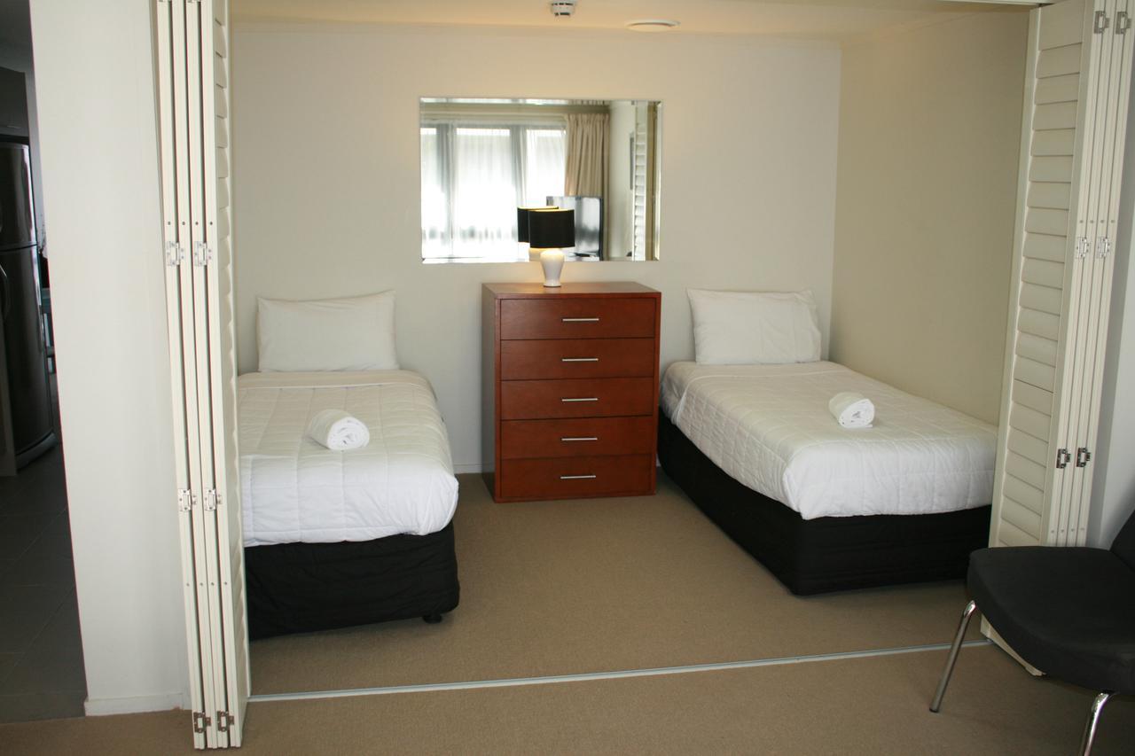 Atlas Suites And Apartments Mount Maunganui Exterior foto